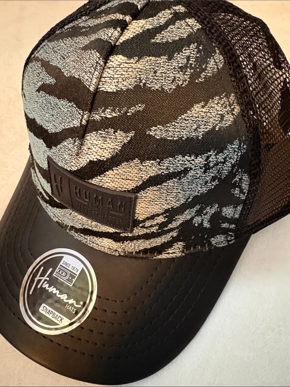 Human Hats Unisex  Black & Gray Tiger-Print Mesh Snapback Hat